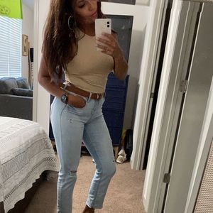 Meet your Posher, Thalia